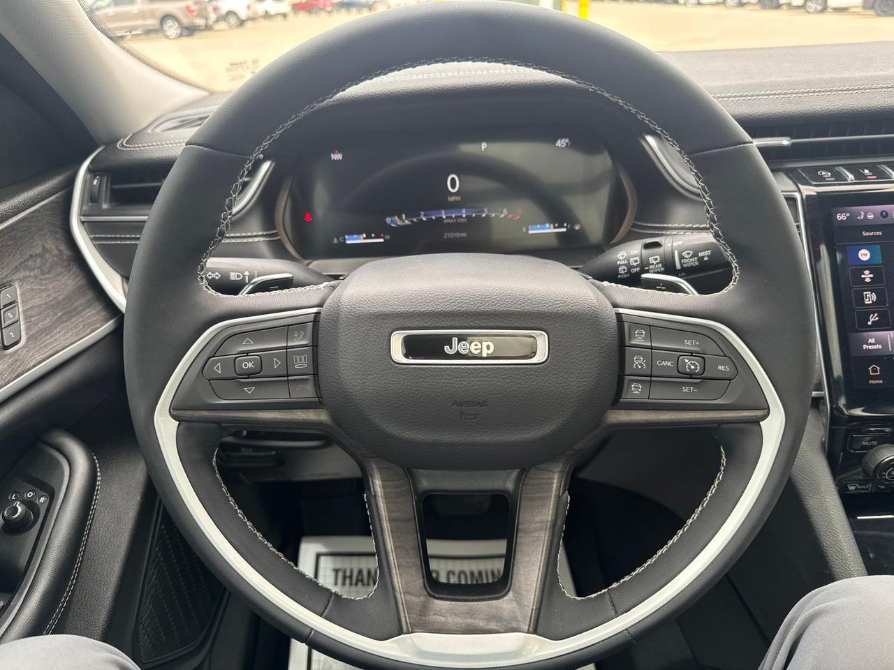 2023 Jeep Grand Cherokee L Limited Watertown SD