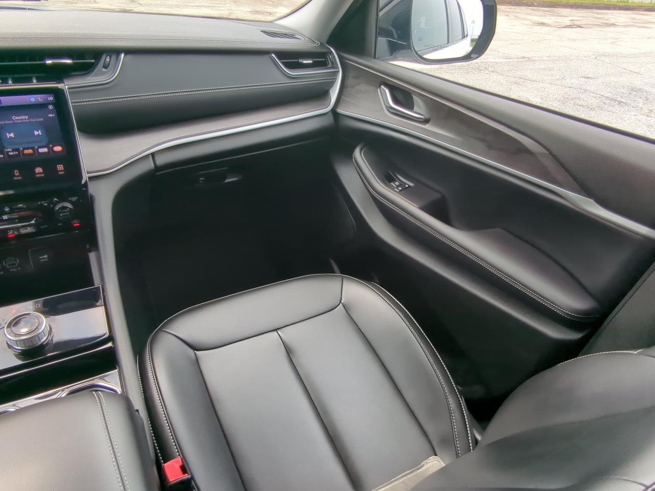 2023 Jeep Grand Cherokee L Limited Winder GA