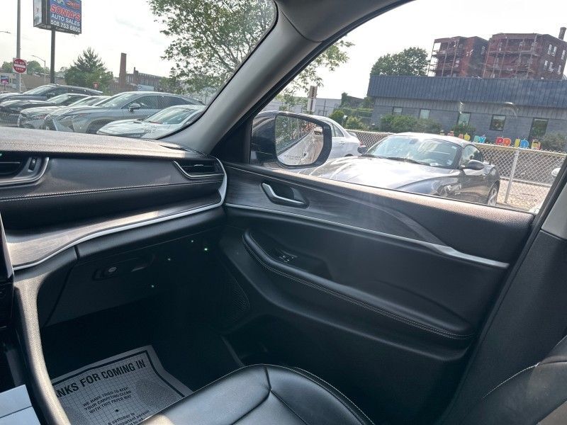 2023 Jeep Grand Cherokee L Limited Worcester MA