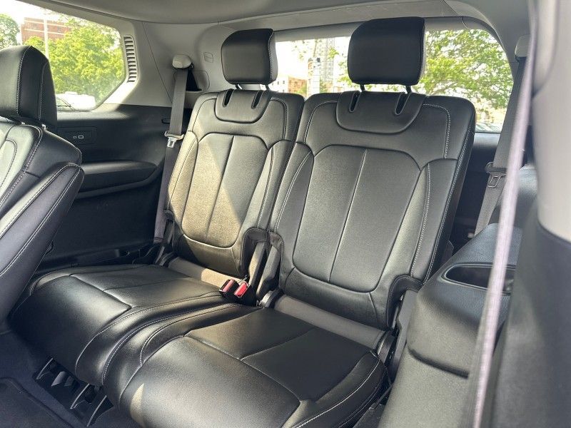 2023 Jeep Grand Cherokee L Limited Worcester MA