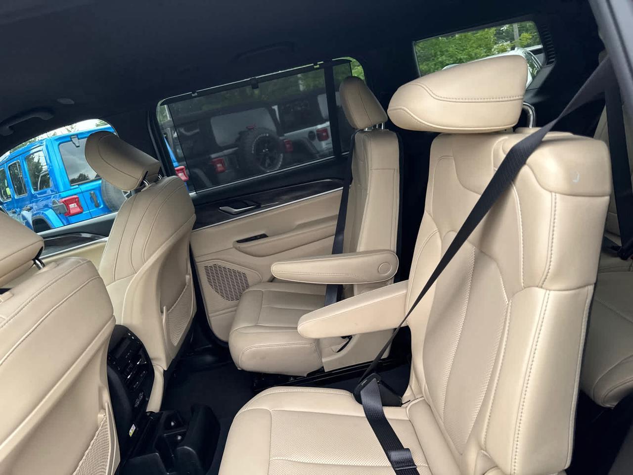2023 Jeep Grand Cherokee L Limited Dartmouth MA