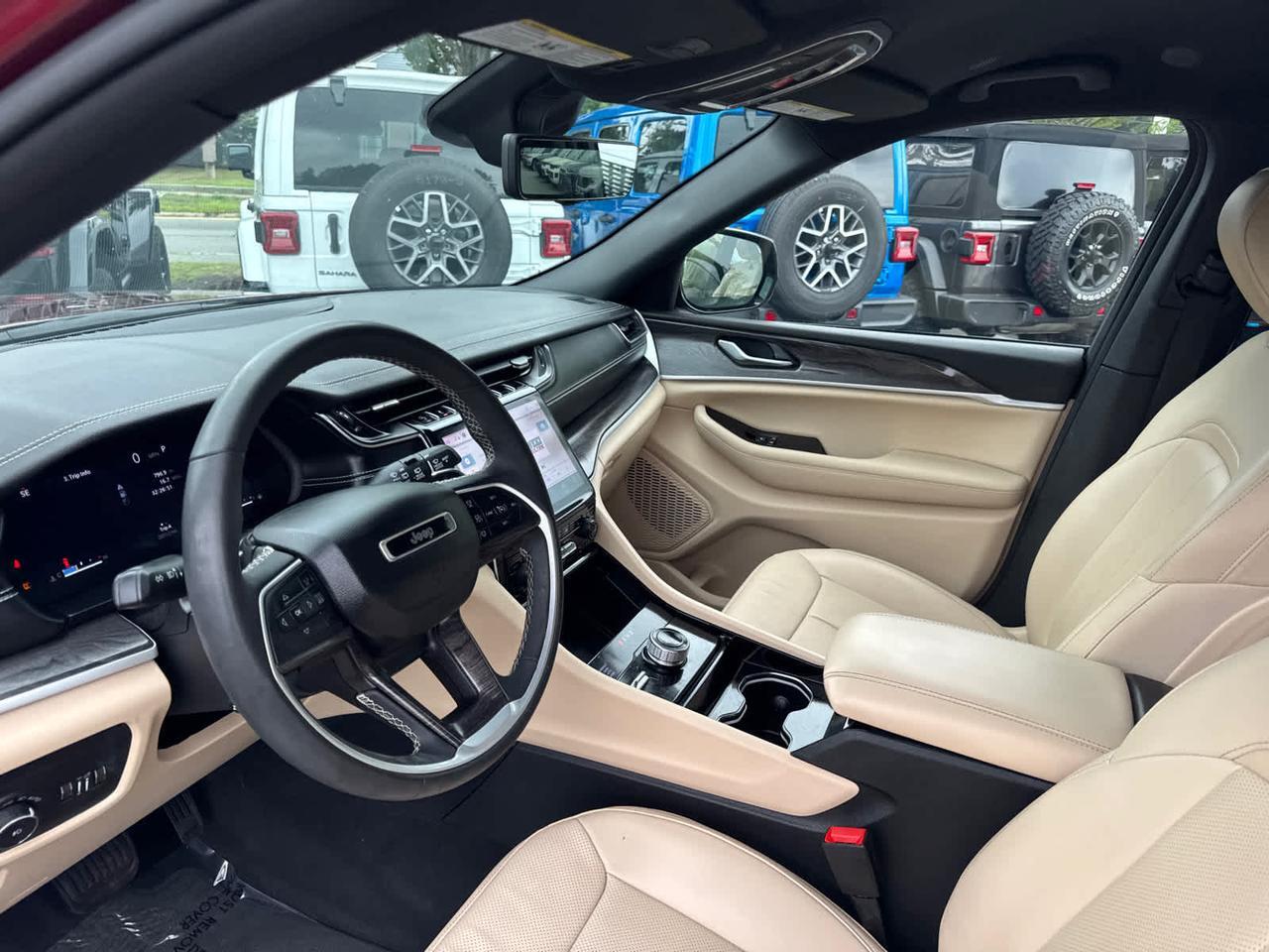 2023 Jeep Grand Cherokee L Limited Dartmouth MA