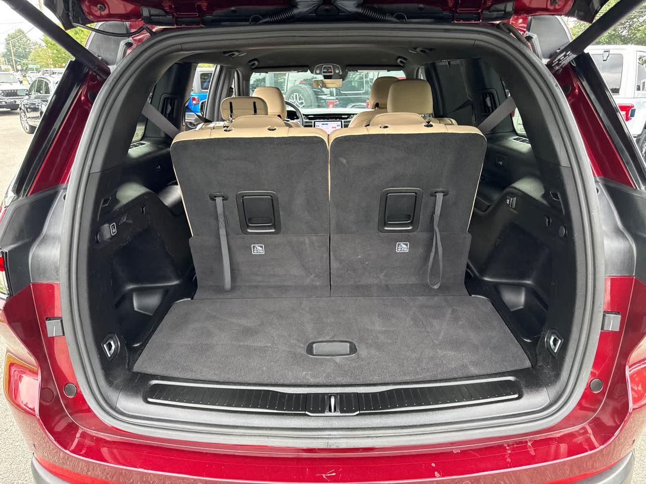 2023 Jeep Grand Cherokee L Limited Dartmouth MA