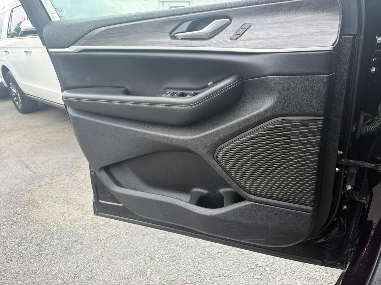 2023 Jeep Grand Cherokee L Limited Gaithersburg MD