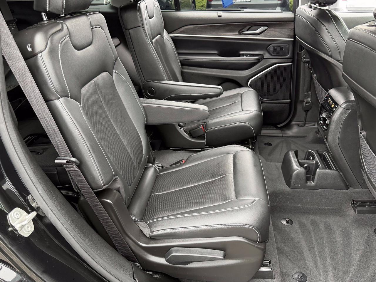 2023 Jeep Grand Cherokee L Limited Springfield VA