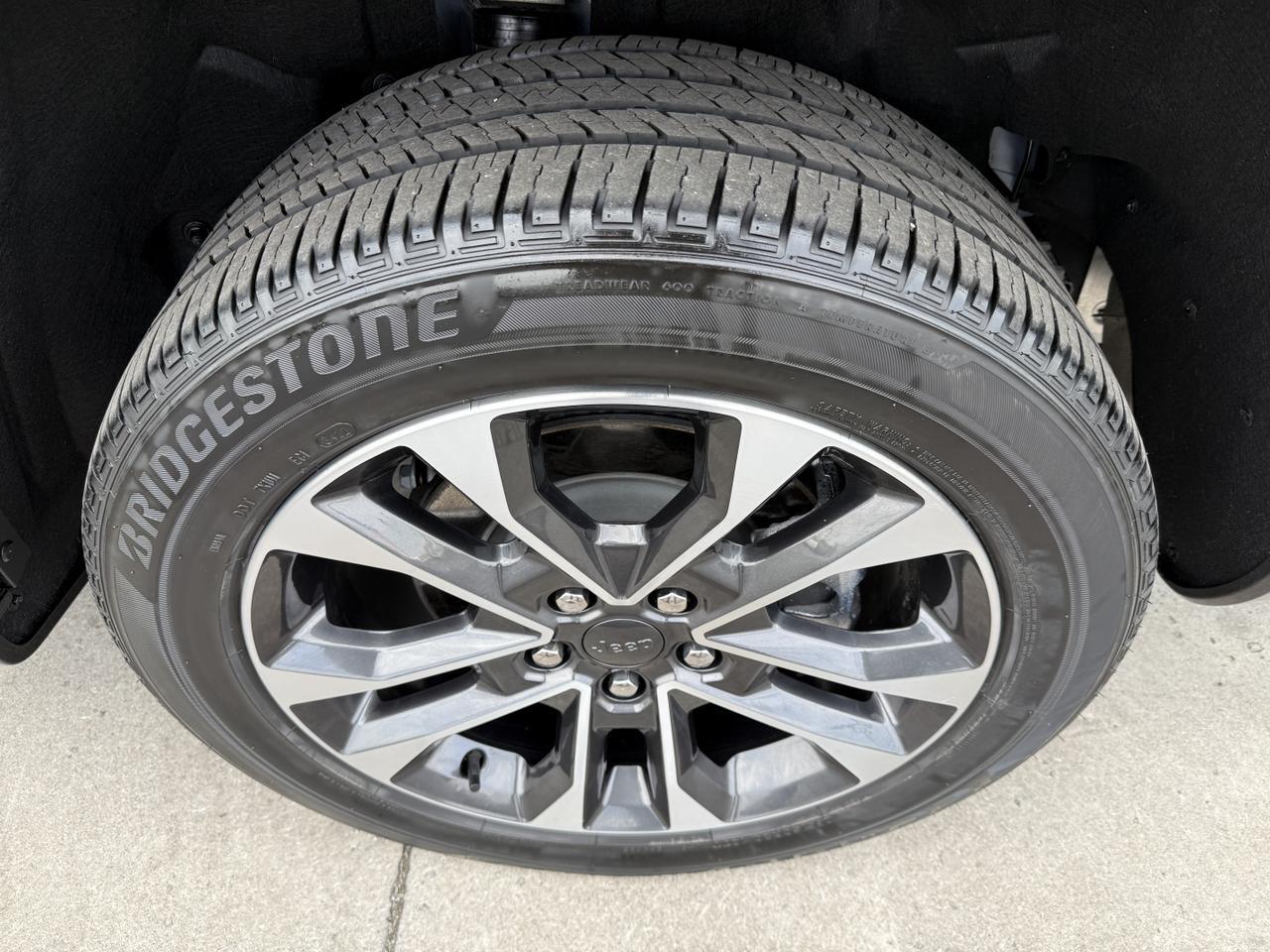 2023 Jeep Grand Cherokee L Overland Knoxville TN