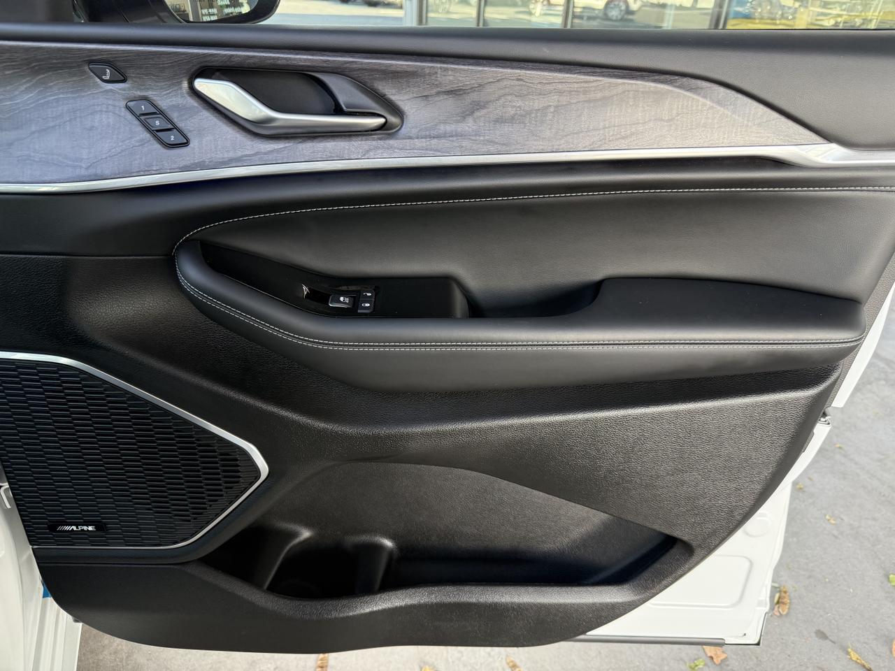 2023 Jeep Grand Cherokee L Overland Knoxville TN