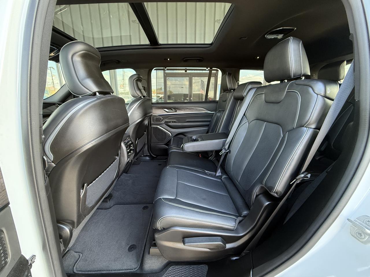 2023 Jeep Grand Cherokee L Overland Knoxville TN