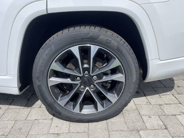 2023 Jeep Grand Cherokee L Overland Marshfield MA