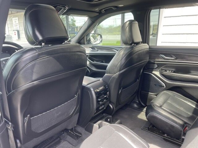 2023 Jeep Grand Cherokee L Overland Marshfield MA
