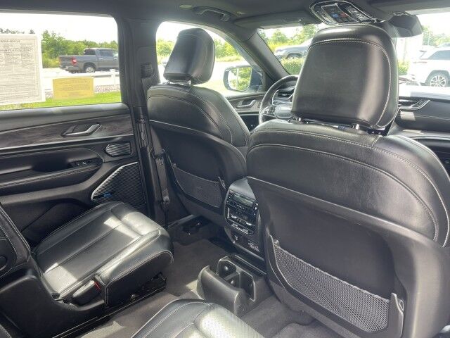 2023 Jeep Grand Cherokee L Overland Marshfield MA