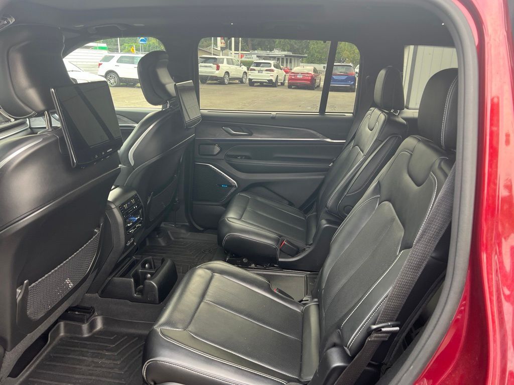 2023 Jeep Grand Cherokee L Overland Milwaukie OR