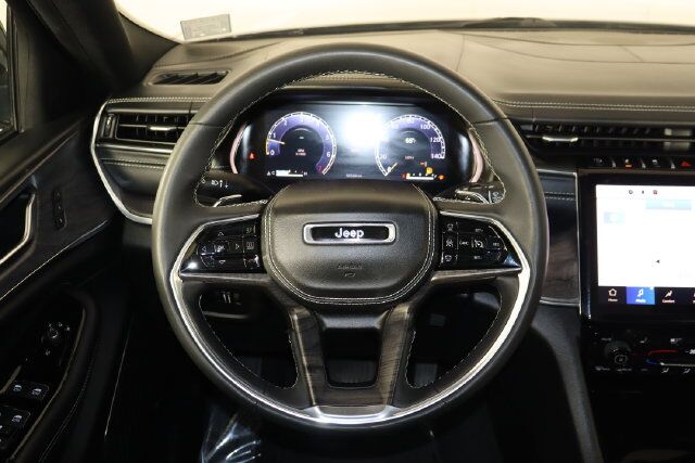 2023 Jeep Grand Cherokee L Overland Raleigh NC