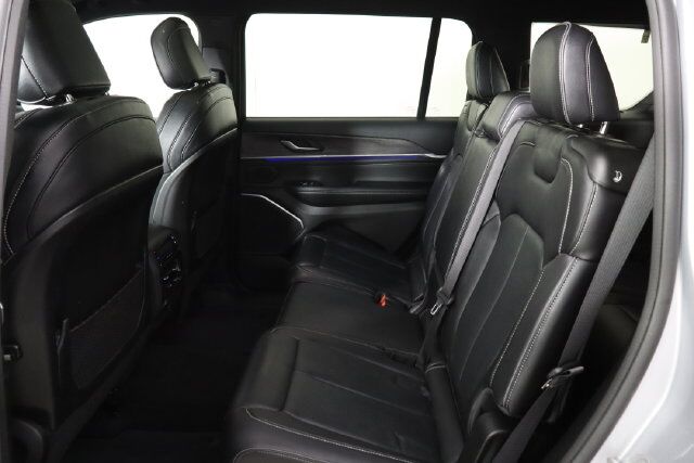 2023 Jeep Grand Cherokee L Overland Raleigh NC