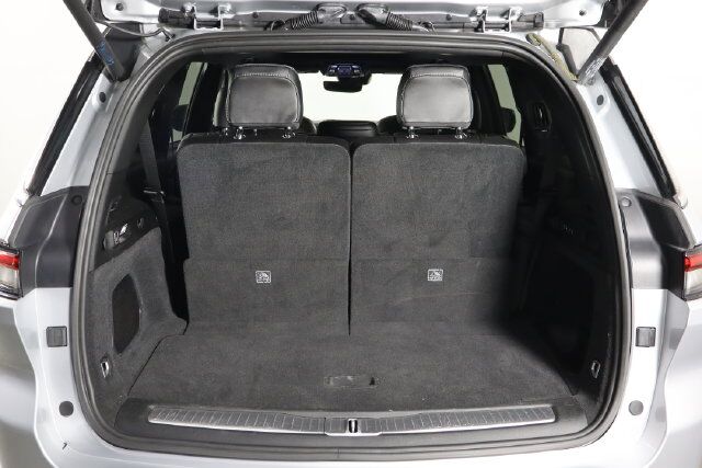 2023 Jeep Grand Cherokee L Overland Raleigh NC