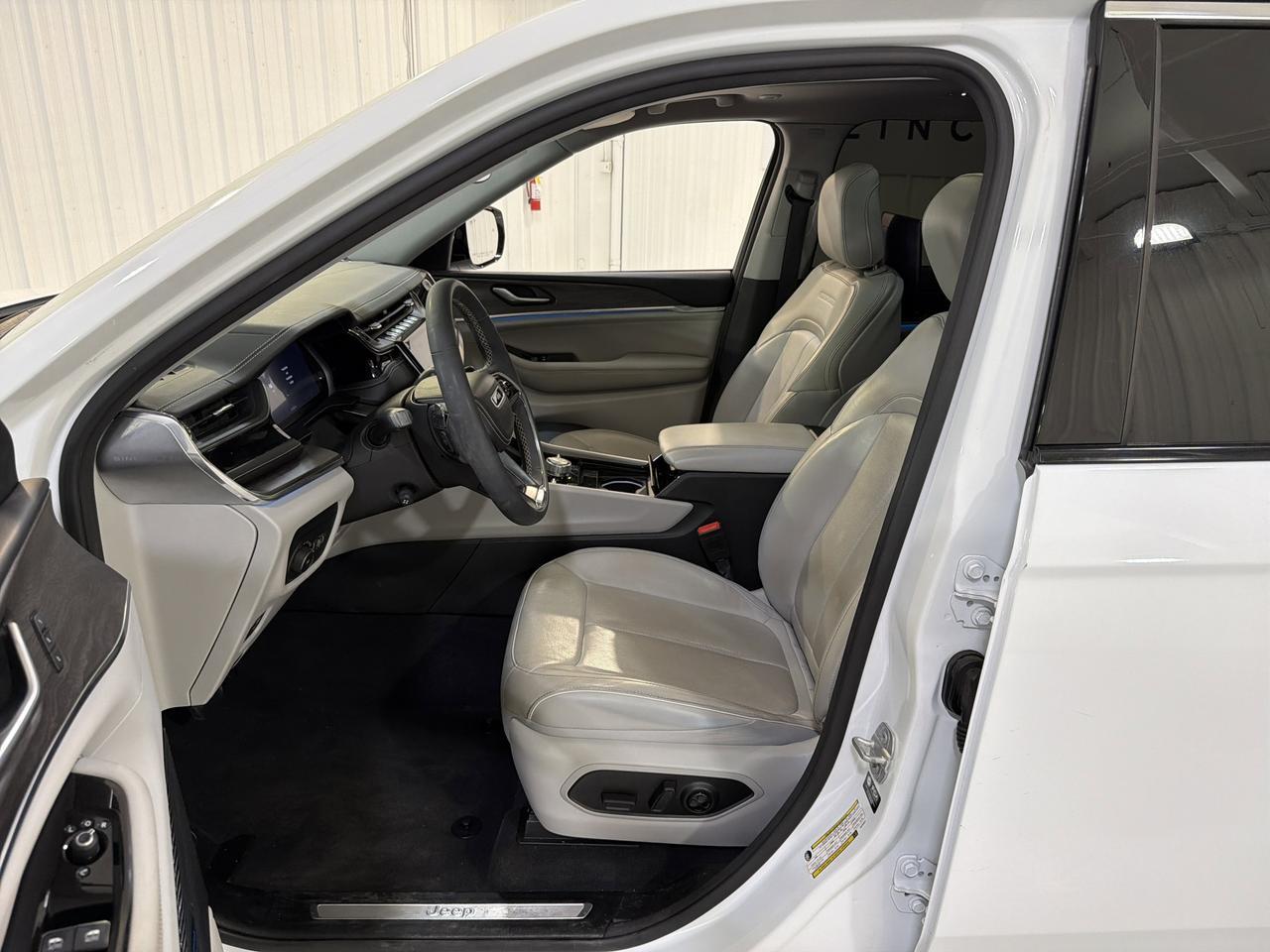 2023 Jeep Grand Cherokee L Overland San Antonio TX