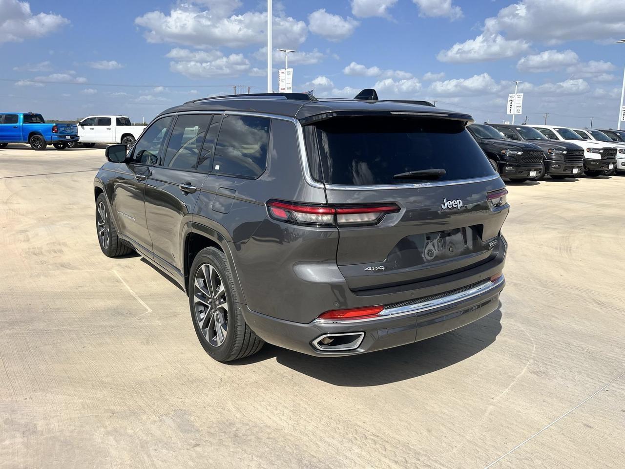 2023 Jeep Grand Cherokee L Overland Castroville TX