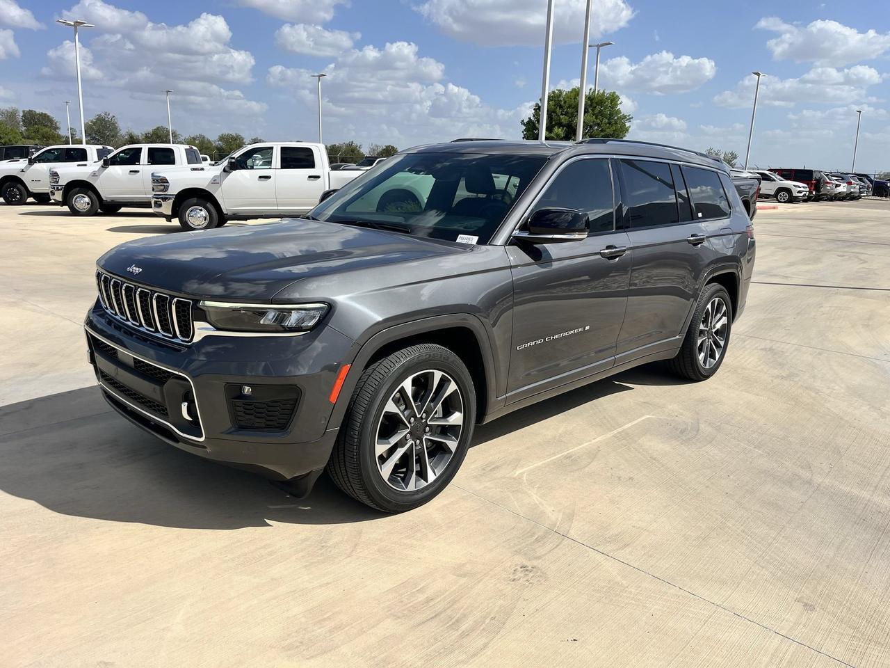 2023 Jeep Grand Cherokee L Overland Castroville TX