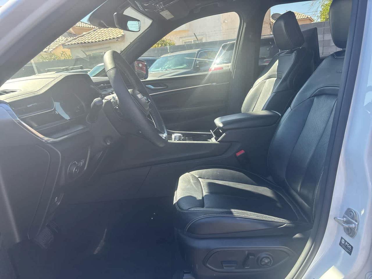 2023 Jeep Grand Cherokee L Overland Irving TX