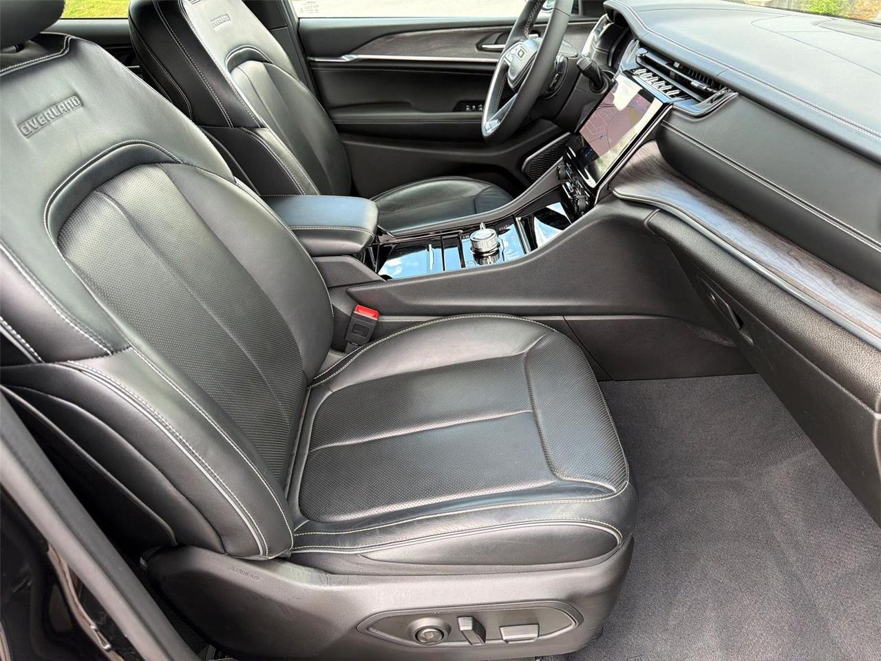 2023 Jeep Grand Cherokee L Overland Hagerstown MD