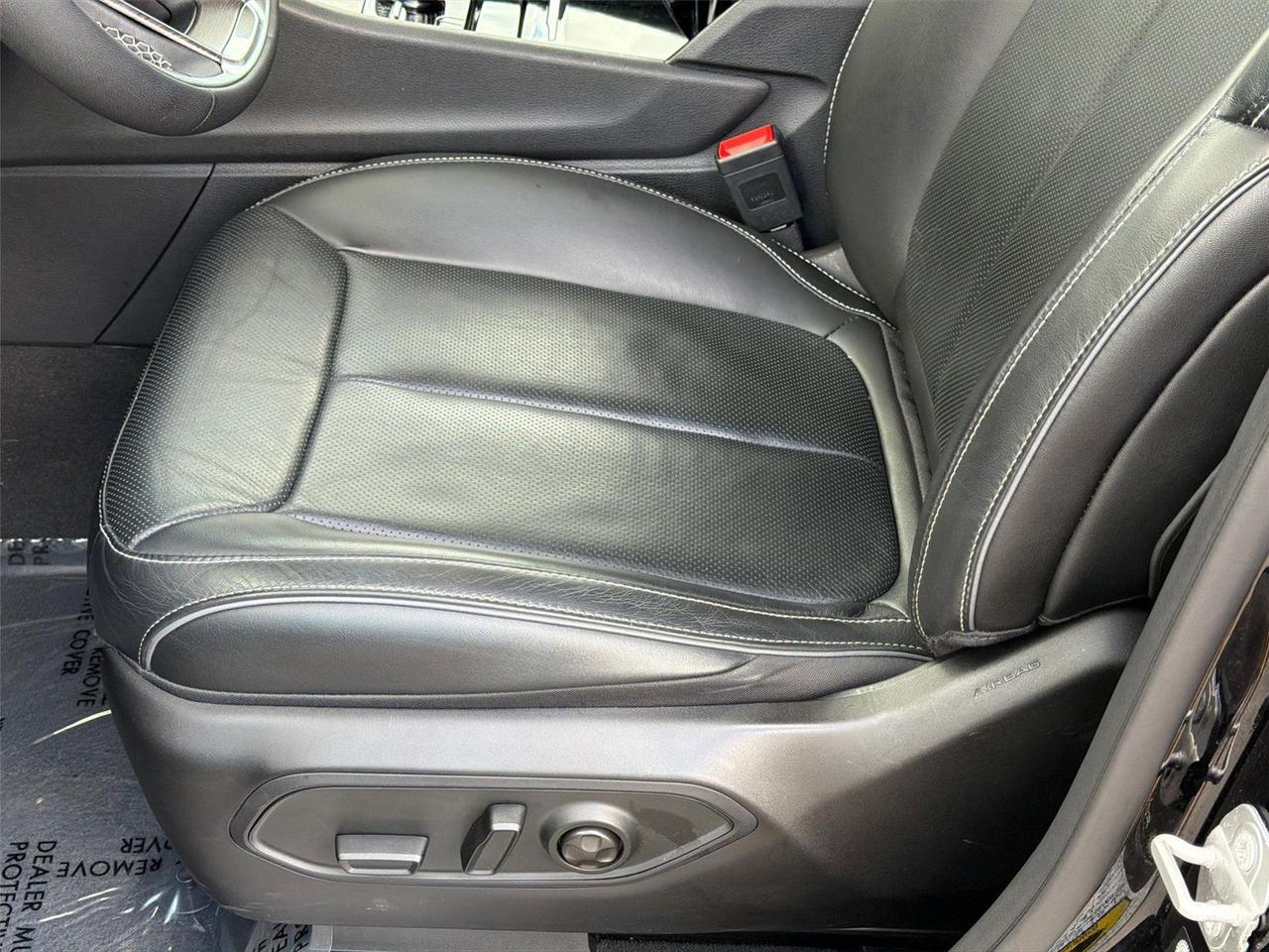 2023 Jeep Grand Cherokee L Overland Hagerstown MD