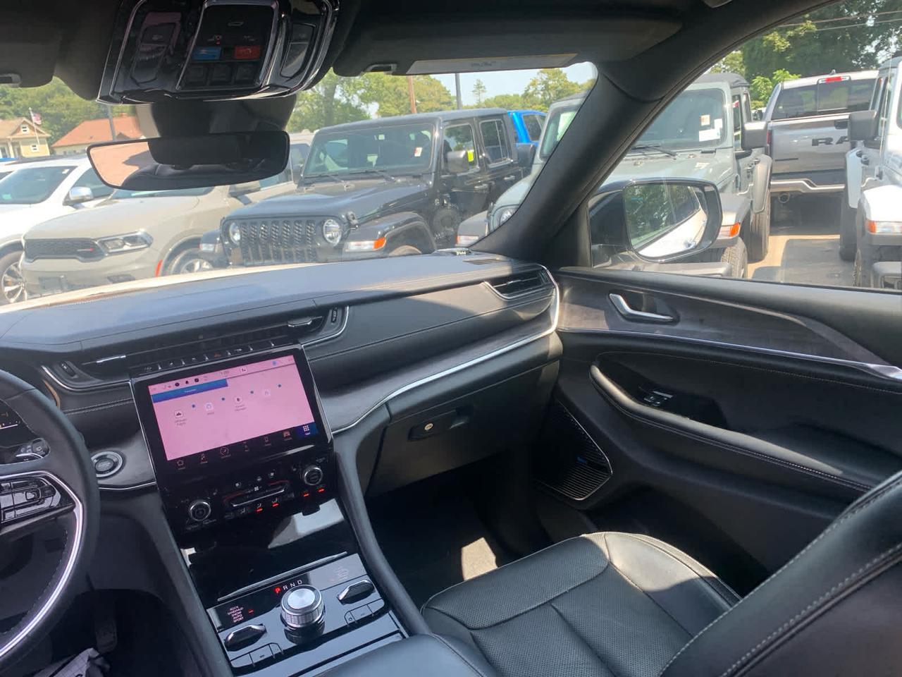 2023 Jeep Grand Cherokee L Overland Dartmouth MA