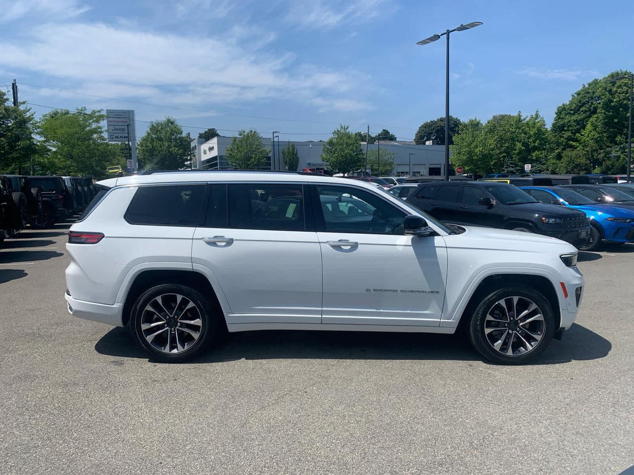 2023 Jeep Grand Cherokee L Overland Dartmouth MA