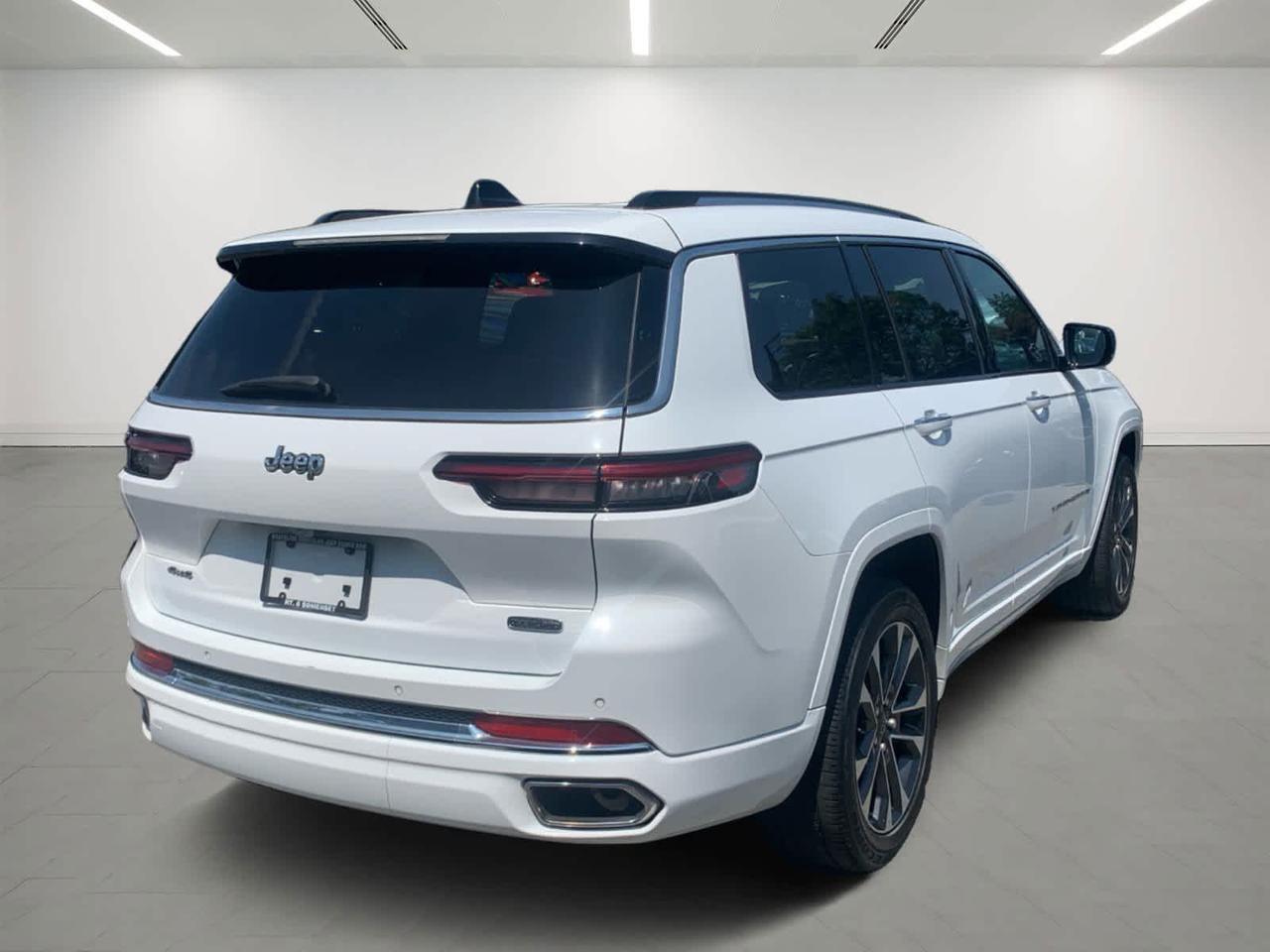 2023 Jeep Grand Cherokee L Overland Dartmouth MA
