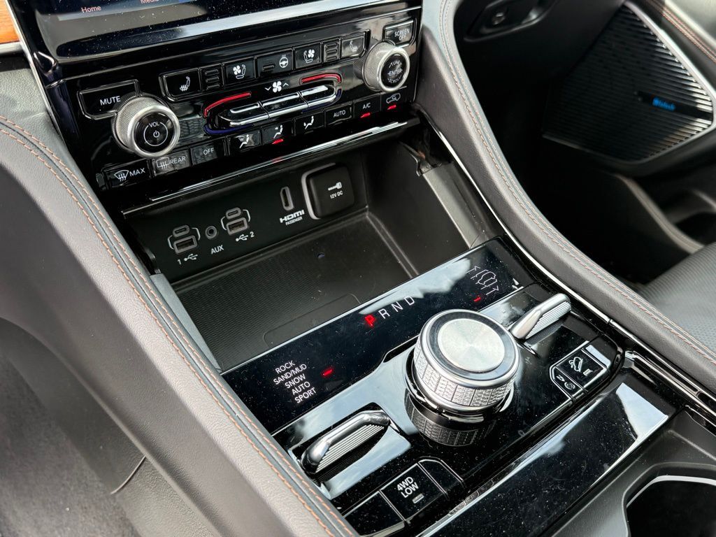 2023 Jeep Grand Cherokee L Summit Crestwood KY