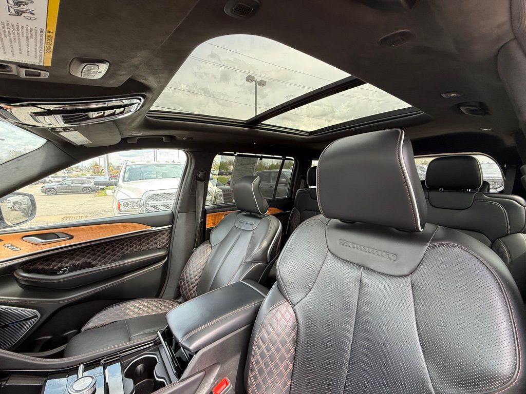 2023 Jeep Grand Cherokee L Summit Crestwood KY