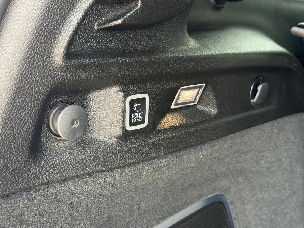 2023 Jeep Grand Cherokee L Summit Crestwood KY