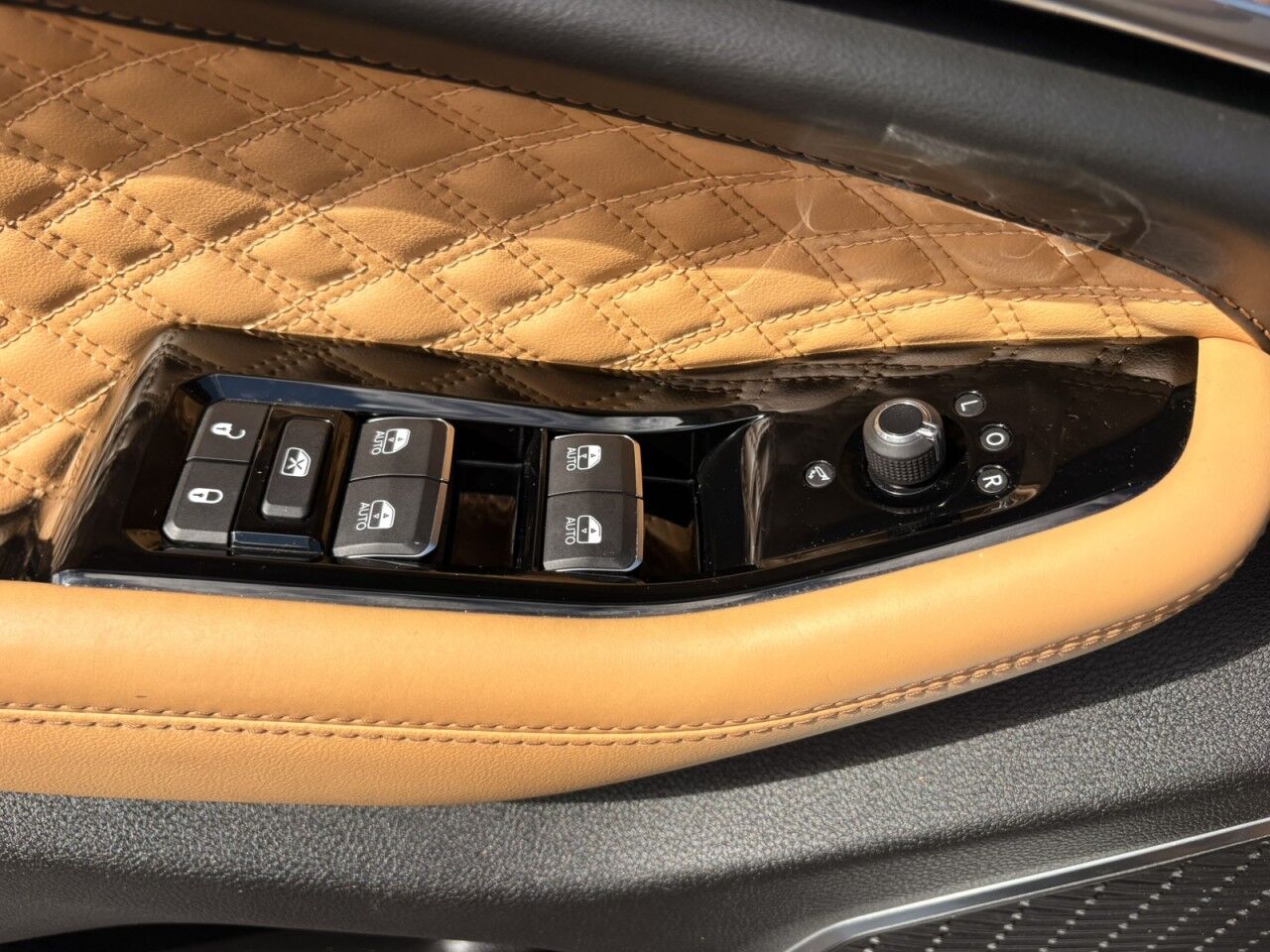 2023 Jeep Grand Cherokee L Summit Fitchburg MA