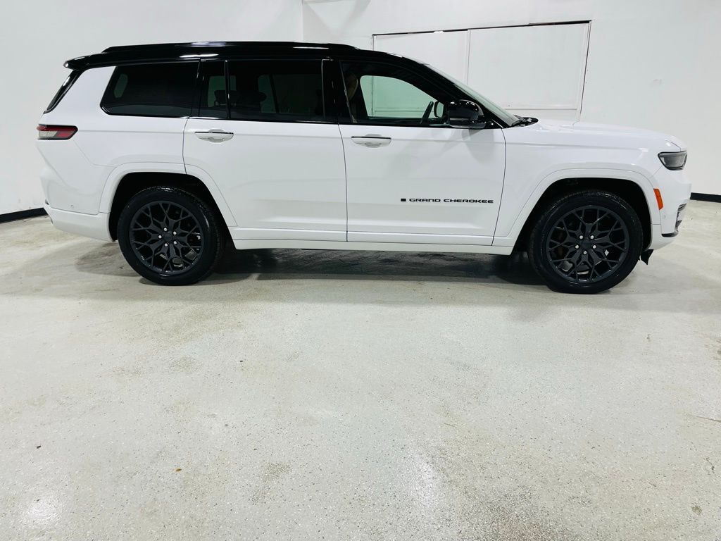 2023 Jeep Grand Cherokee L Summit Jersey City NJ