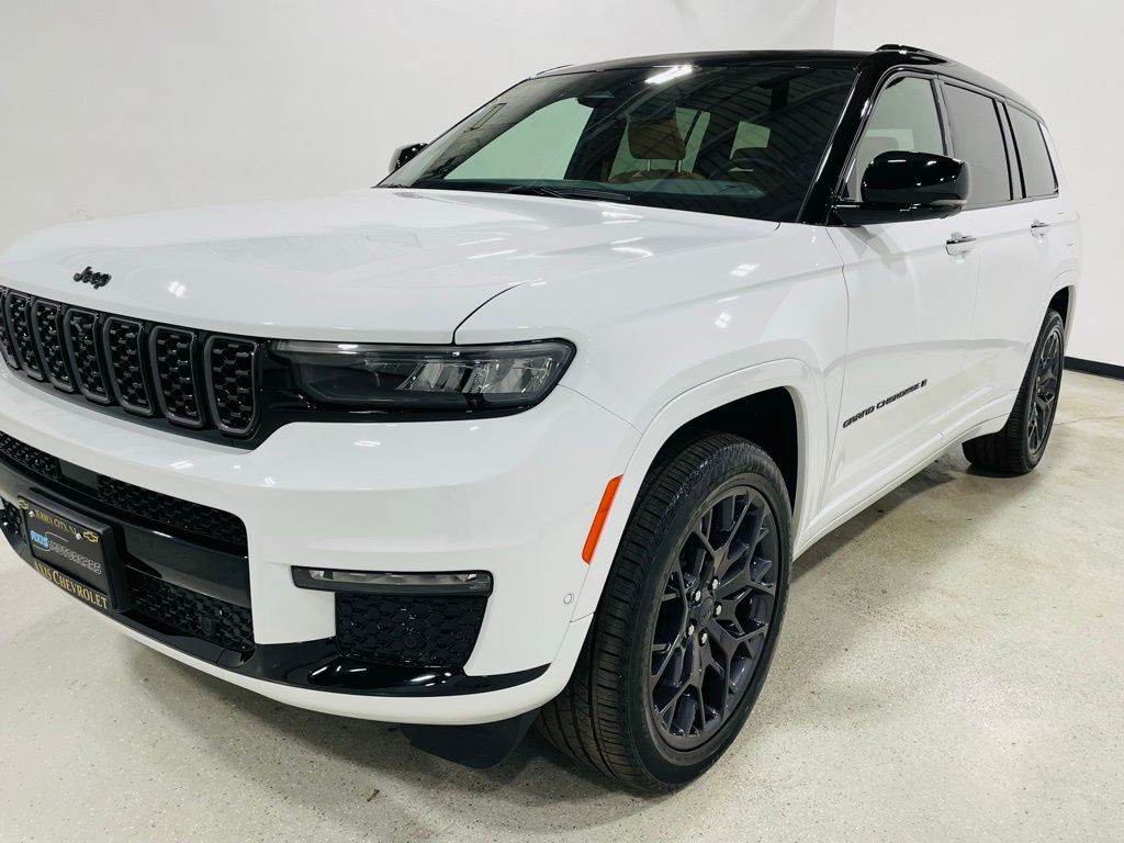 2023 Jeep Grand Cherokee L Summit Jersey City NJ