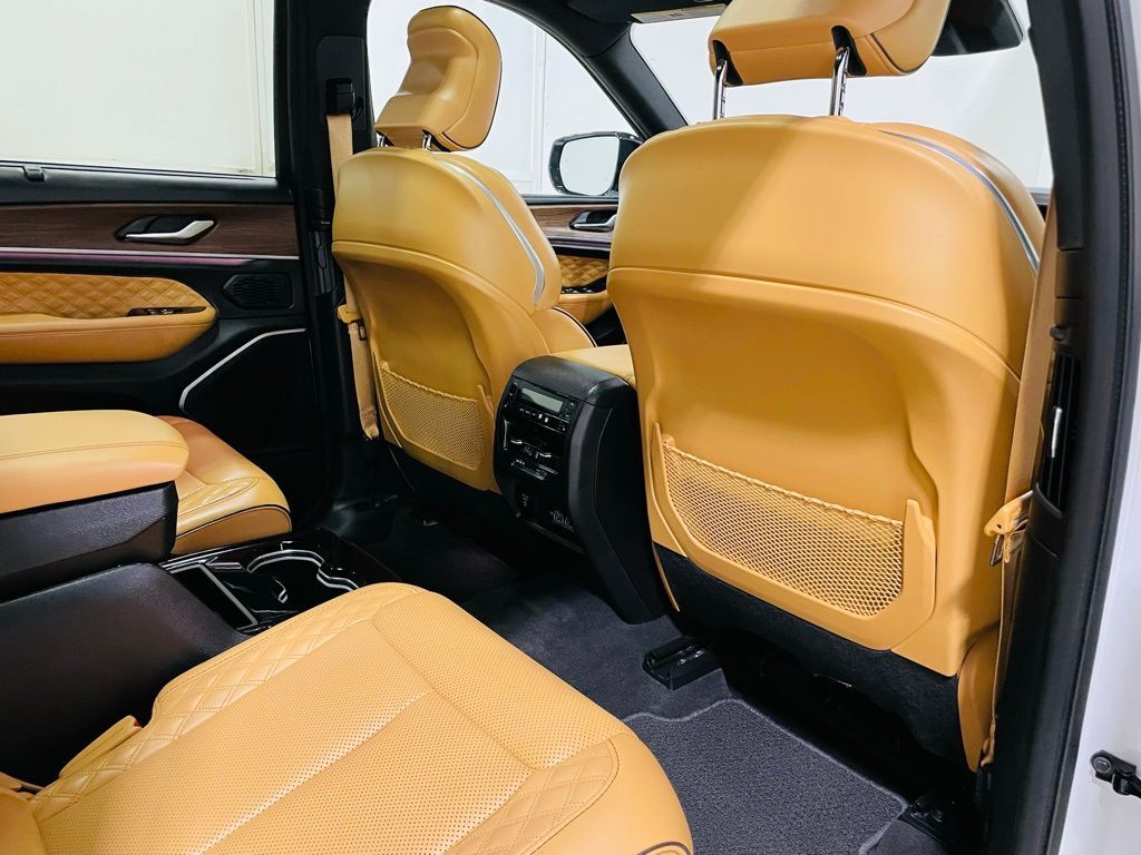 2023 Jeep Grand Cherokee L Summit Jersey City NJ