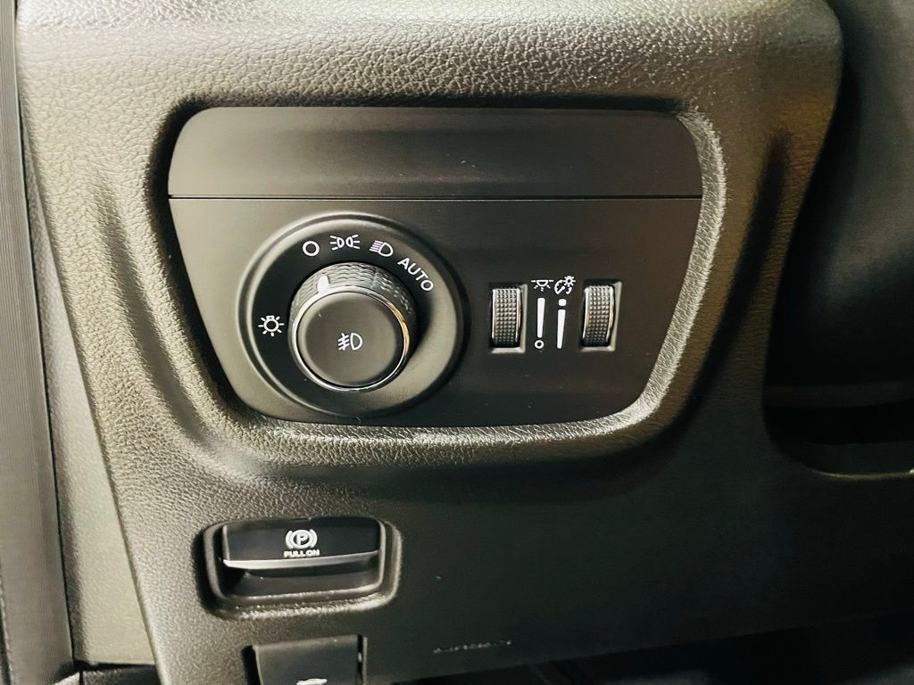 2023 Jeep Grand Cherokee L Summit Jersey City NJ