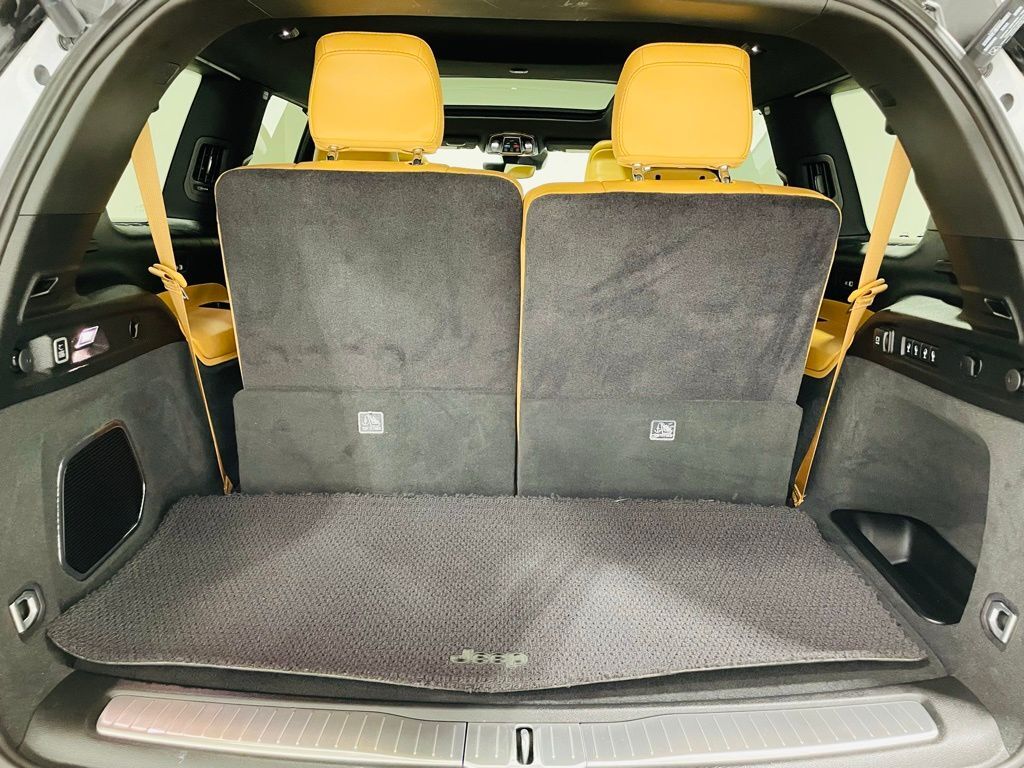 2023 Jeep Grand Cherokee L Summit Jersey City NJ