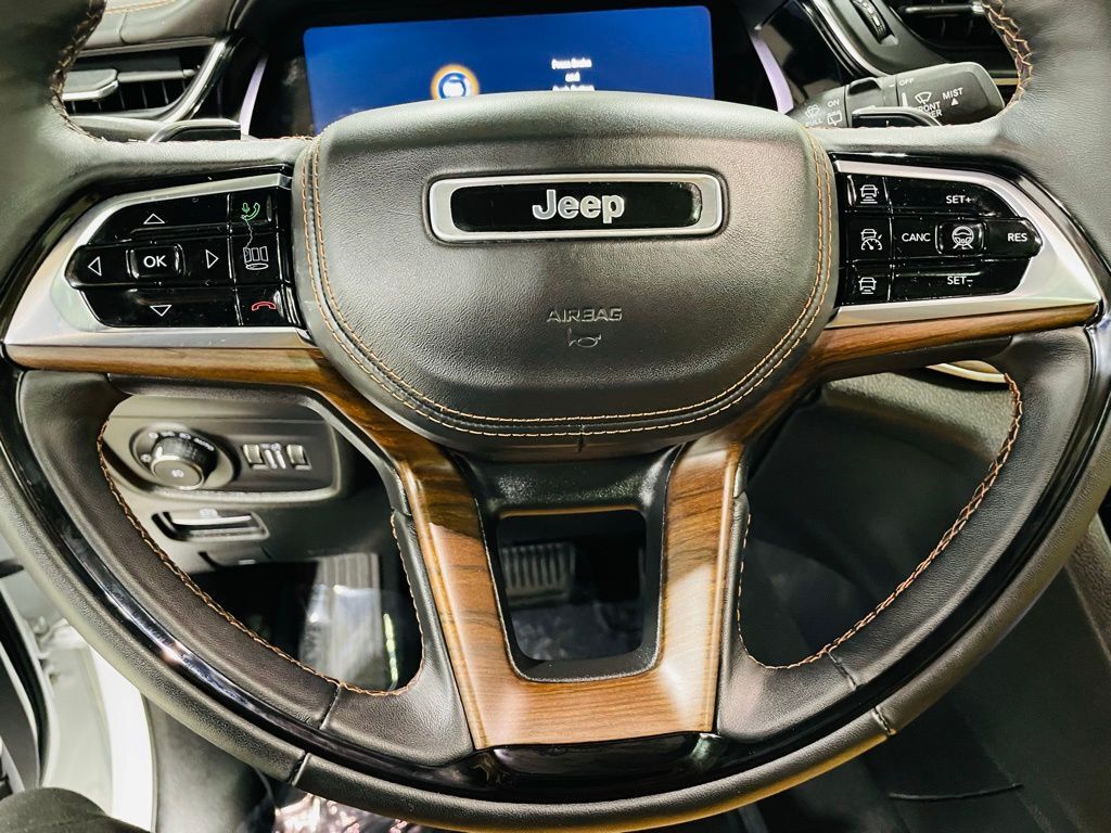 2023 Jeep Grand Cherokee L Summit Jersey City NJ