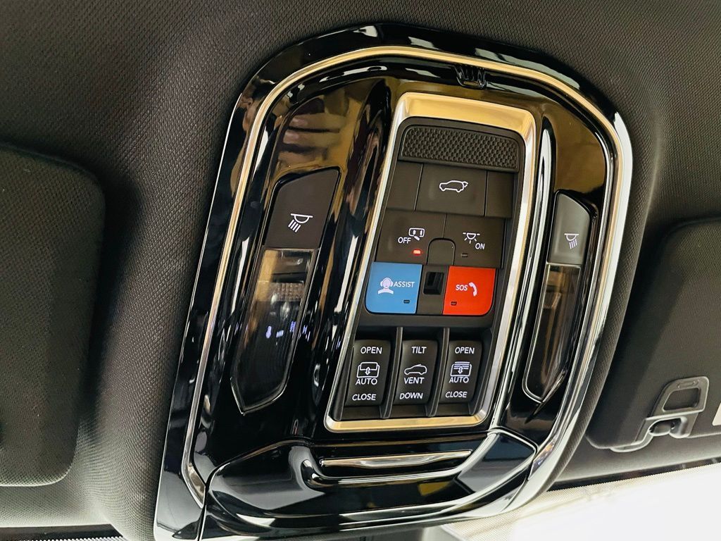 2023 Jeep Grand Cherokee L Summit Jersey City NJ