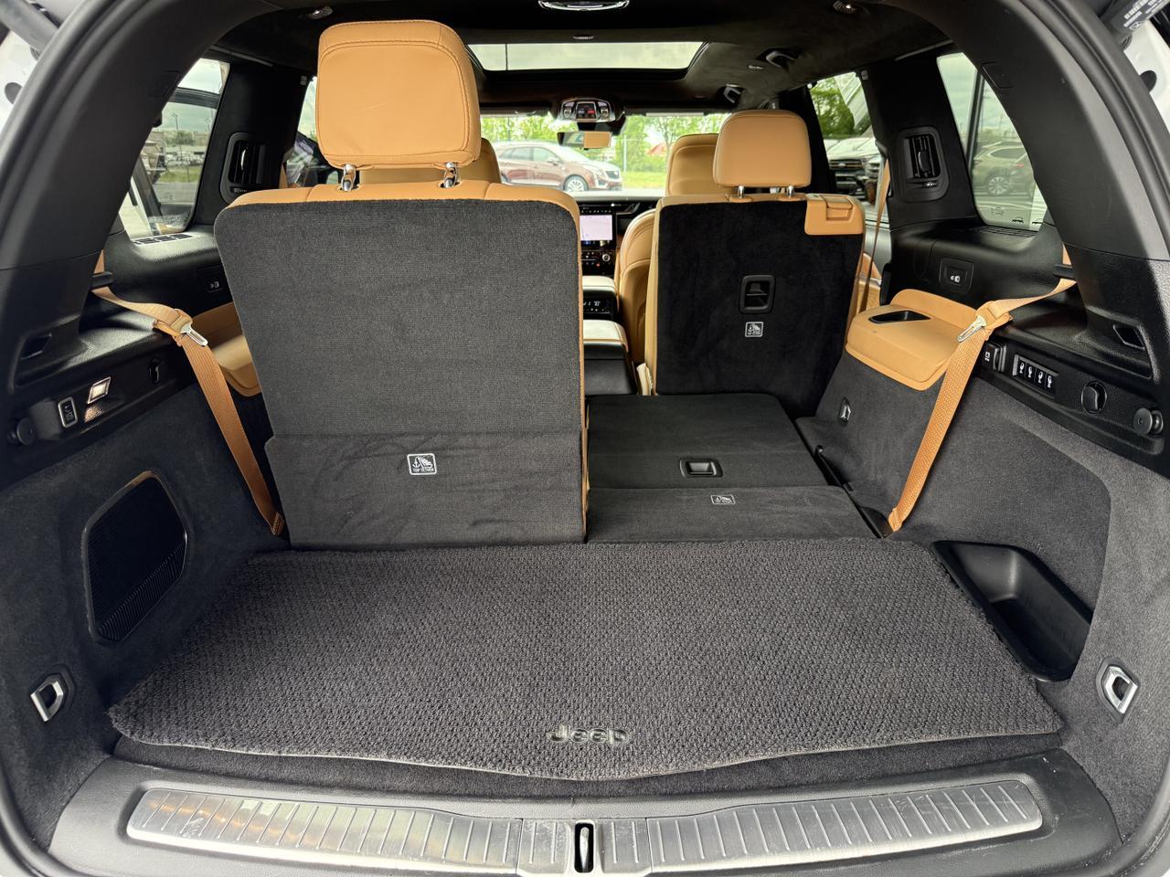 2023 Jeep Grand Cherokee L Summit Reserve Knoxville TN