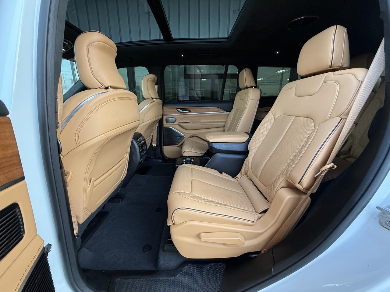 2023 Jeep Grand Cherokee L Summit Reserve Knoxville TN