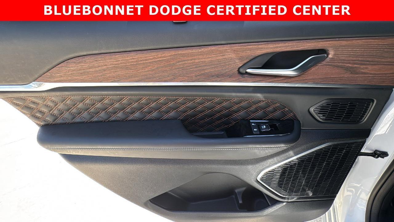 2023 Jeep Grand Cherokee L Summit New Braunfels TX