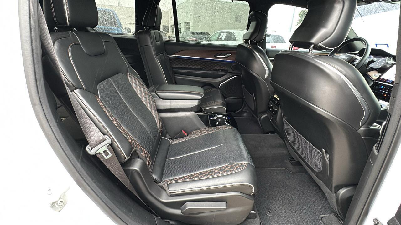 2023 Jeep Grand Cherokee L Summit  Selma TX