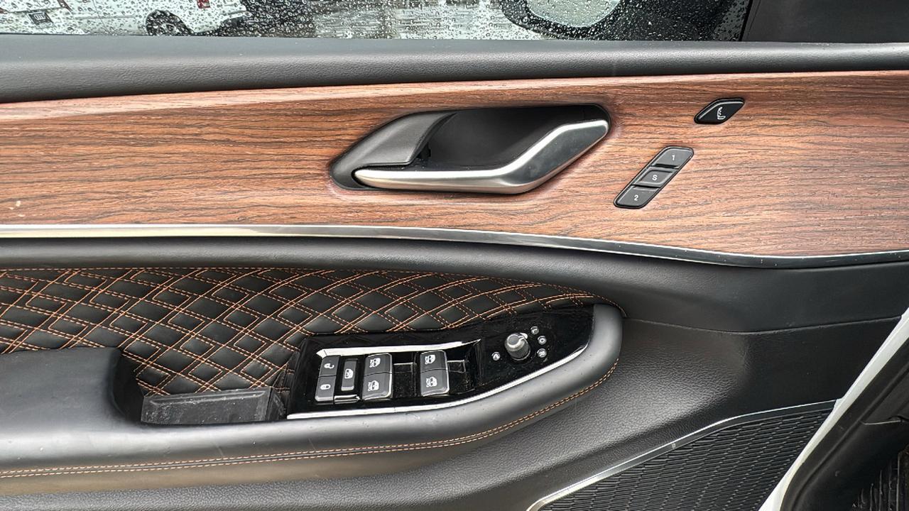 2023 Jeep Grand Cherokee L Summit  Selma TX