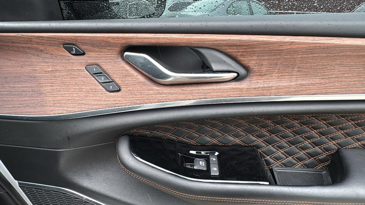 2023 Jeep Grand Cherokee L Summit  Selma TX