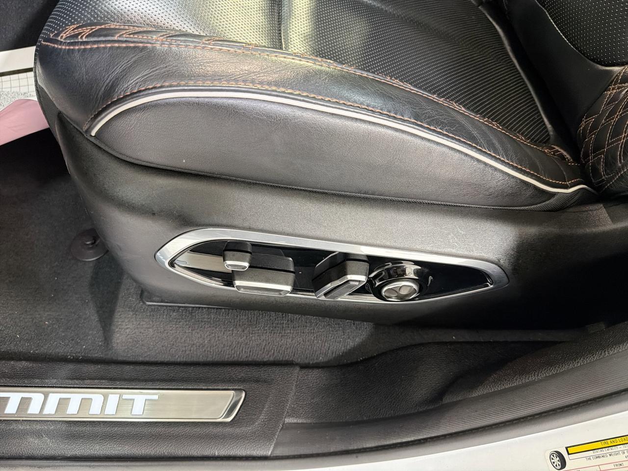 2023 Jeep Grand Cherokee L Summit San Antonio TX