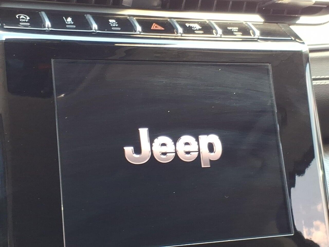 2023 Jeep Grand Cherokee Laredo Uvalde TX