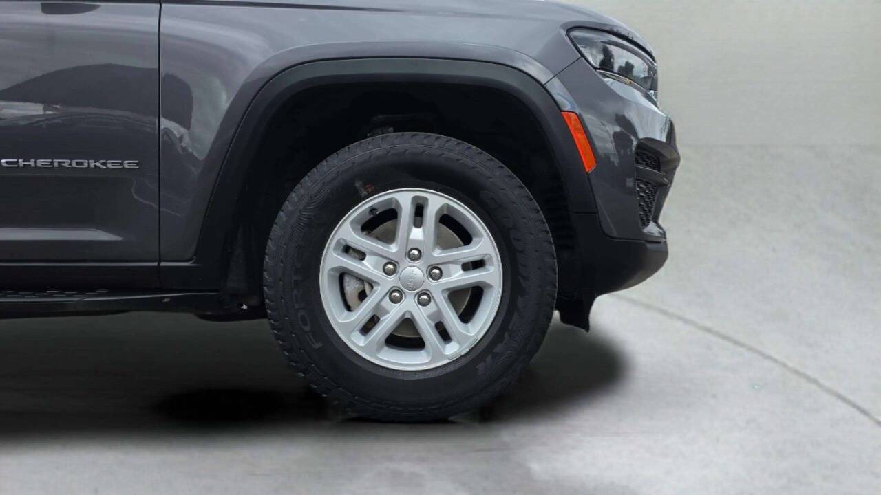 2023 Jeep Grand Cherokee Laredo 4x4 4dr SUV Lake Orion MI