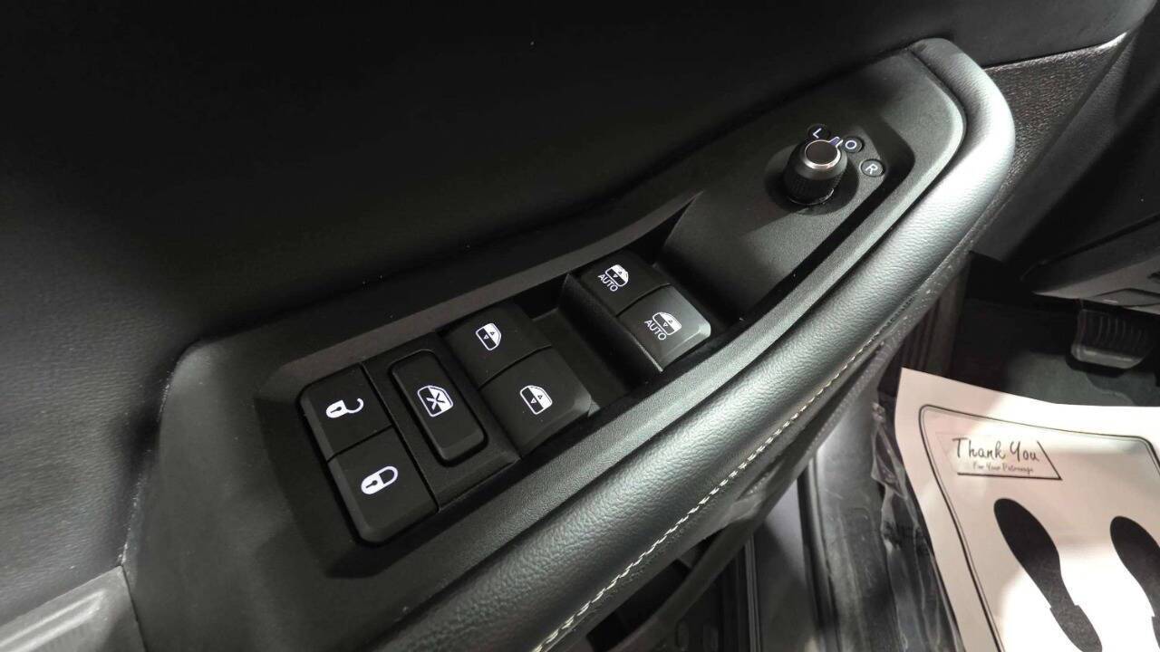 2023 Jeep Grand Cherokee Laredo 4x4 4dr SUV Lake Orion MI