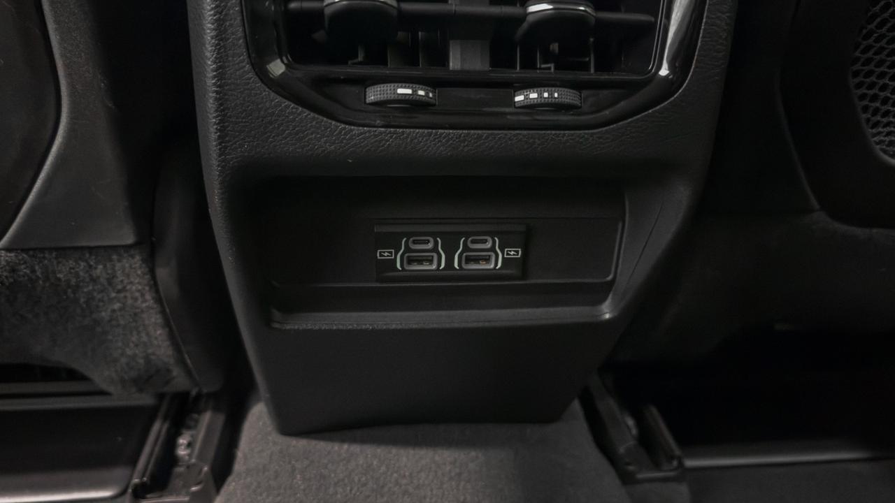2023 Jeep Grand Cherokee Laredo 4x4 Tallmadge OH